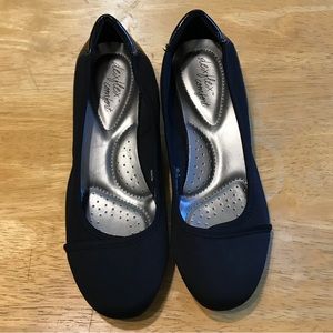 Dexflex Comfort Black Fabric Upper Wedge